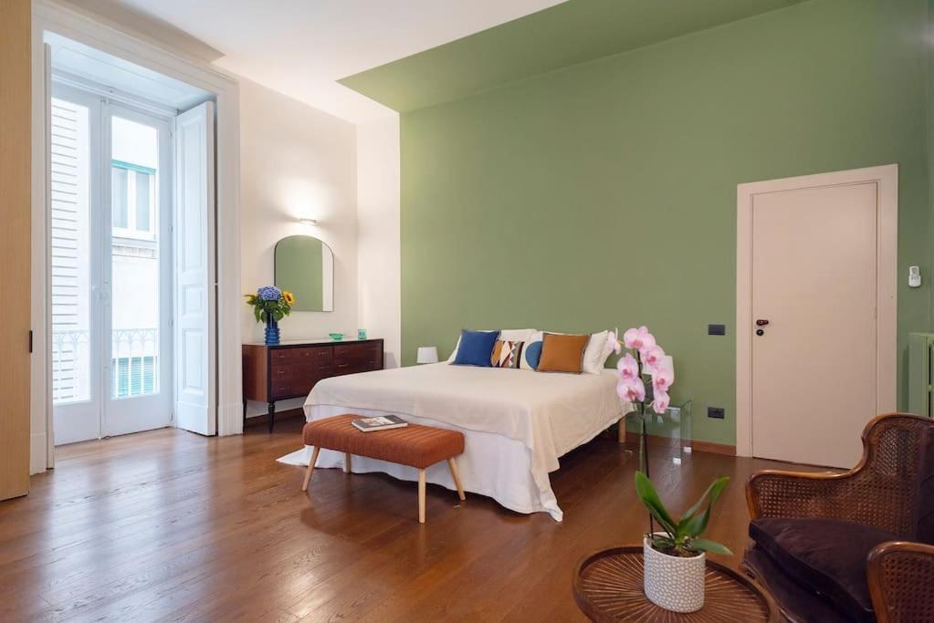 Modern Hospitality Naples Exclusive Stay Екстериор снимка